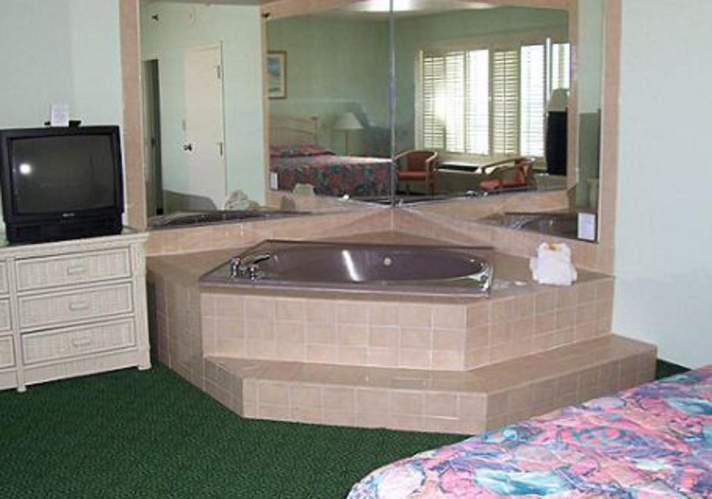 Baymont By Wyndham Virginia Beach Oceanfront Værelse billede